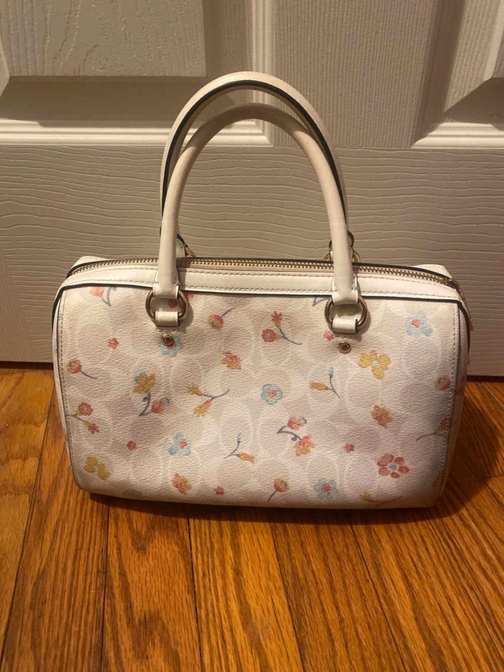 COACH White Floral Satchel Handbag C8615 - Picture 2 of 4